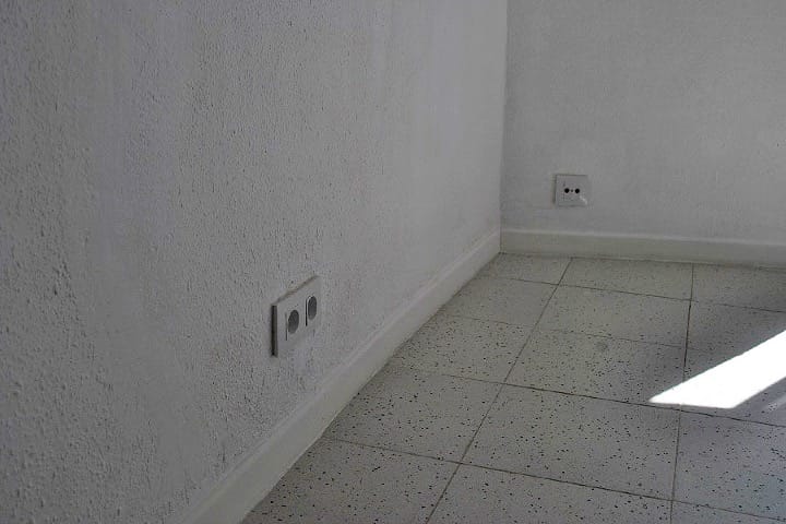 12 living finished agullers