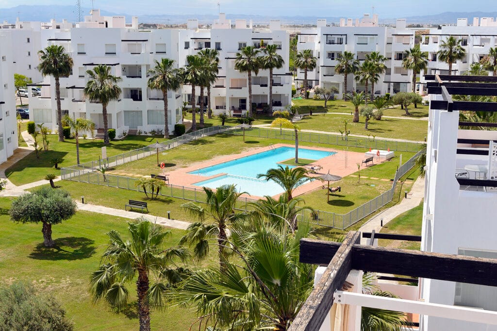 80a building las terrazas de la torre